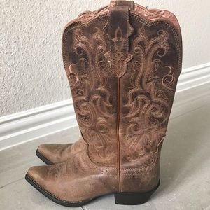 Cowgirl Boots! Justin brand McKayla Tan